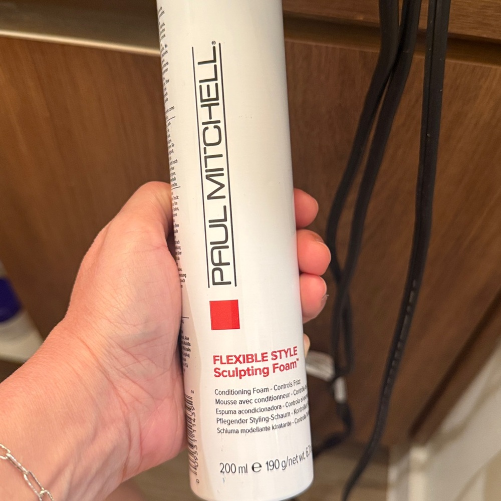 Paul Mitchell Flexible Style Foam - White and Black